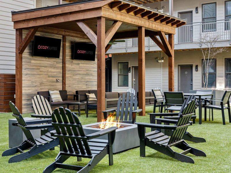 858EE9B7FD2B86352D06500B9AFC4300