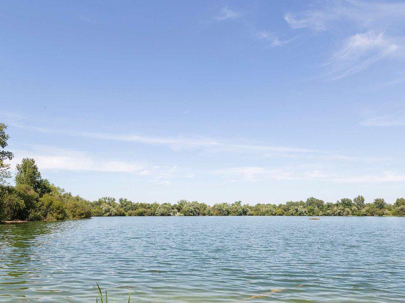 4851BFC0DA2410A61C1B853E2E2D8515