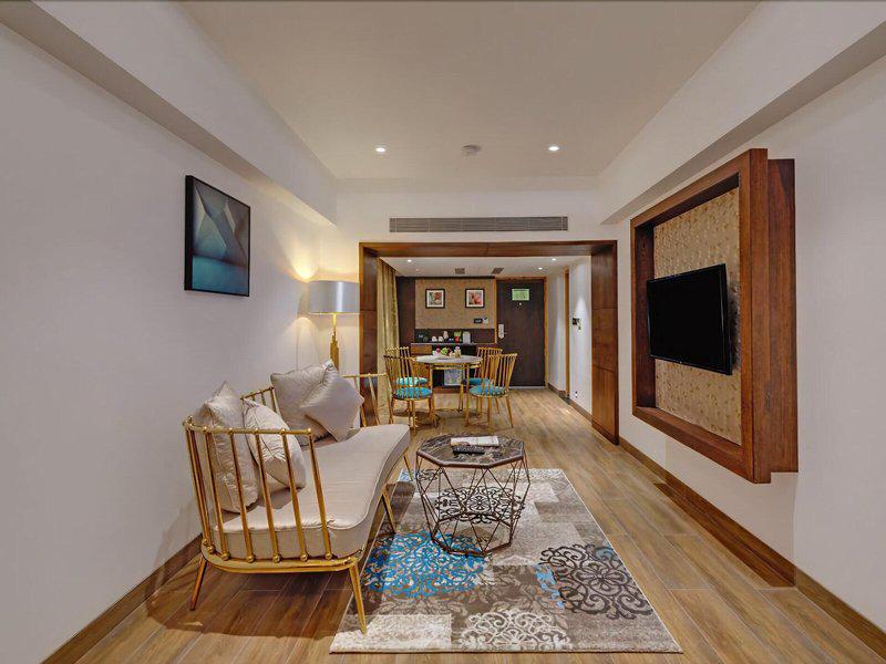 031522E167D223E03AF70D50A9A8DCEC