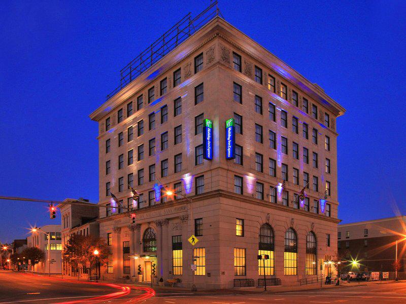 B1E3FC3A4658A3BC79662A8CF2AB0A32