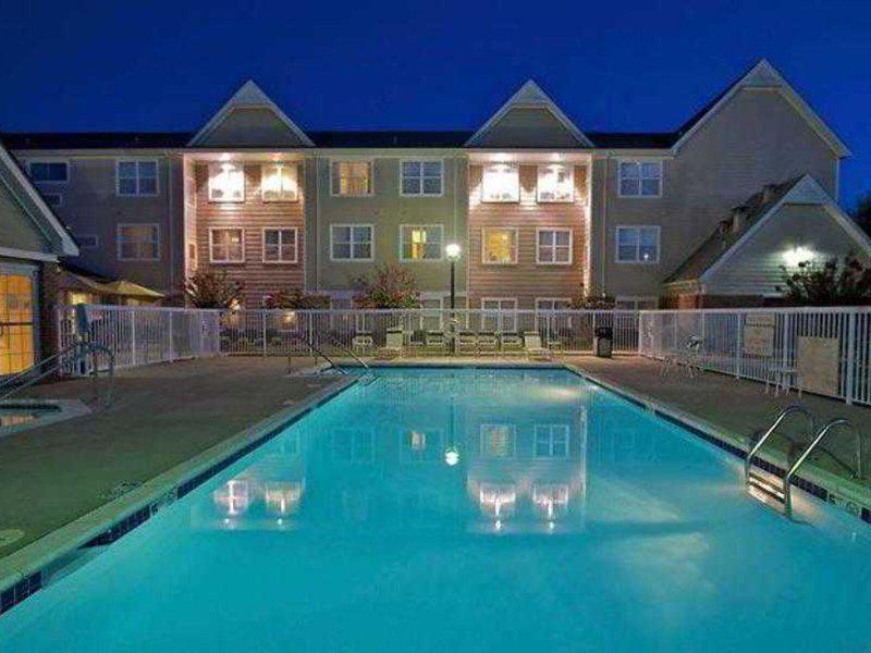 241EC2929F2F48C6E45133E8EFB7DCCC