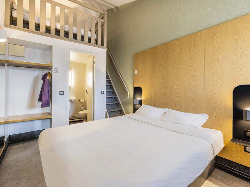 D2E1A5505181AE7EEC717172F266D23C