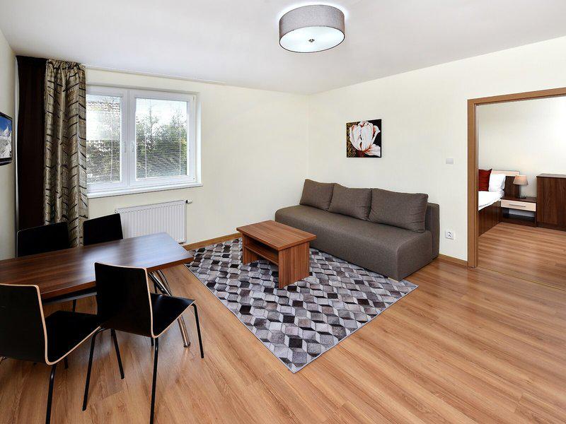 C1620137DA685E6A2F927F499E30CC43