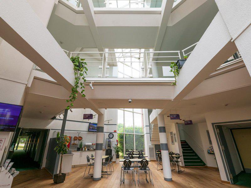 2C522FDF174E0A327936DE65A68AC232