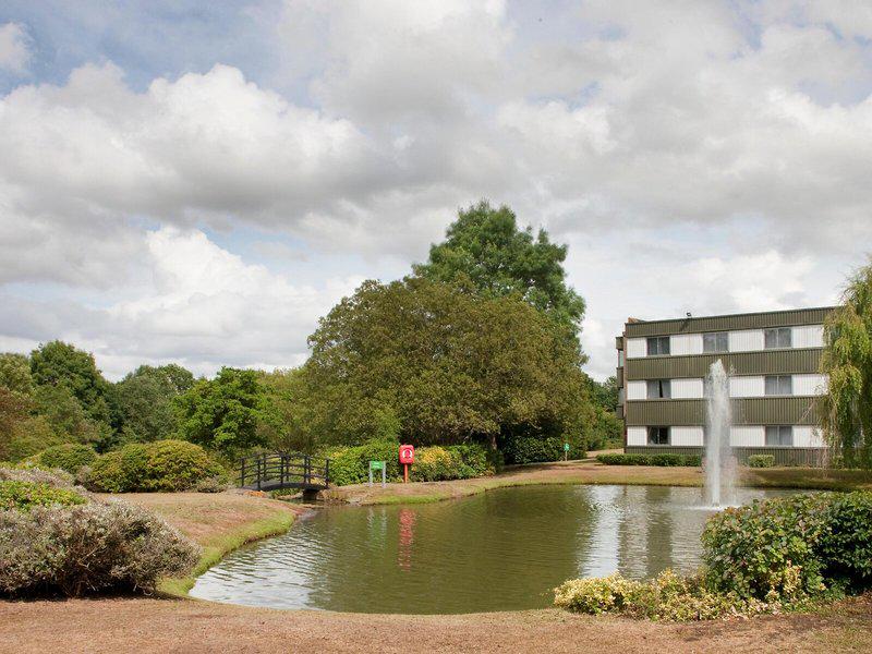 7052F3FCAE2E868DE039514CB8F5252B