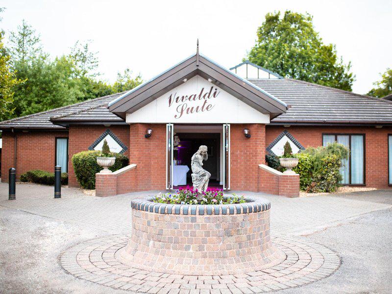 BBBB0E82873CD8742F9F18D3F7347A17