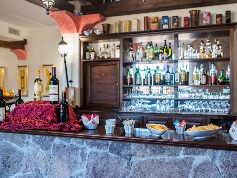 E7FB51D9A9ABD6325AF70EB2B14C79A4