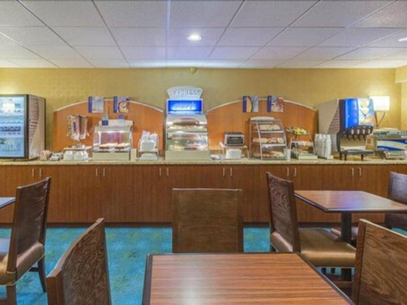 AABC1F89D900C3E83DD26325DD6F84F4