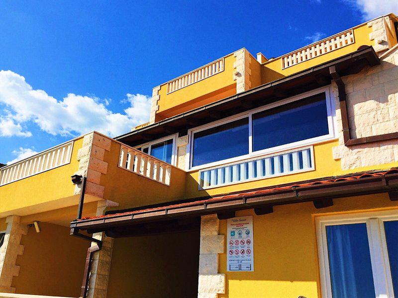 AE6C923F3325B317F9140538ED89DF51