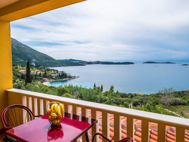 0F9D14DAE87C773712B5B872D2E8E915