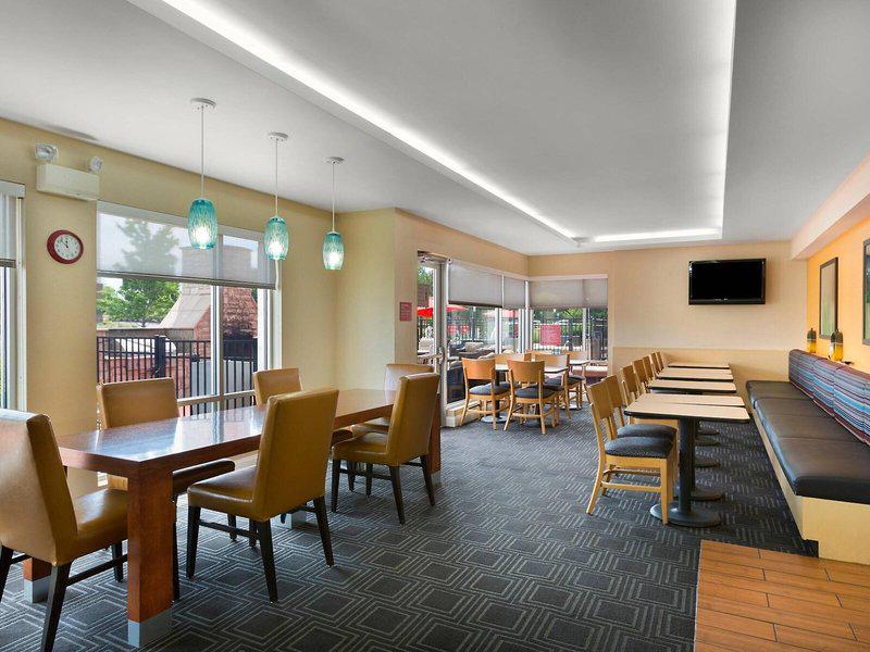 C7512F38127BB62B50C5DADB5653E0DB