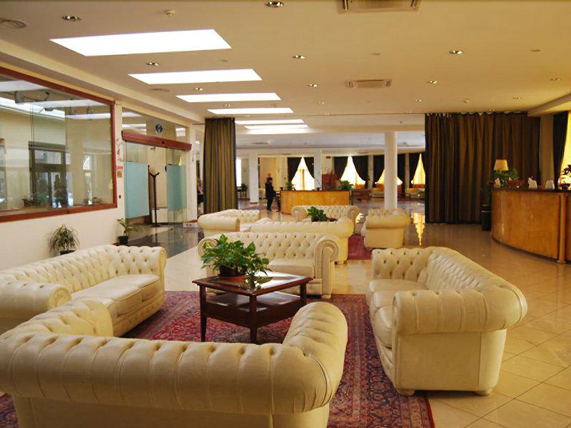 7770FDE405032B30C787DE97672418D4