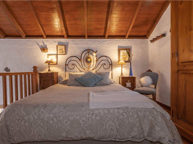 F35F63D9B43BFAEB7D1E45FDA7B0B802