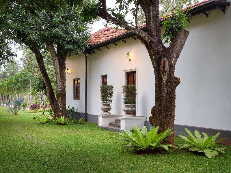 8C4AB12DF2536353DC9E56C5786C71AB