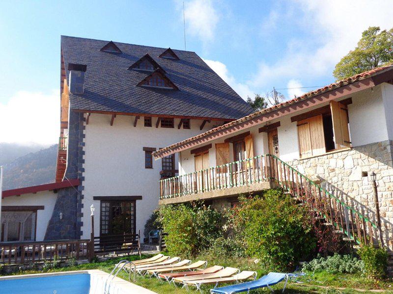 F0E1382FC27E721FD6526F9DB116637A