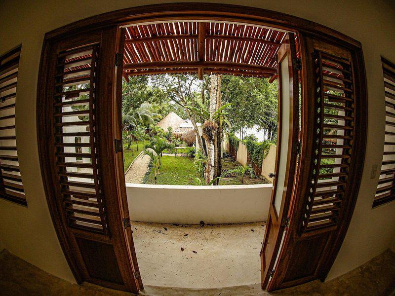 56457E098F1C695B95BE95349DF6BAA9