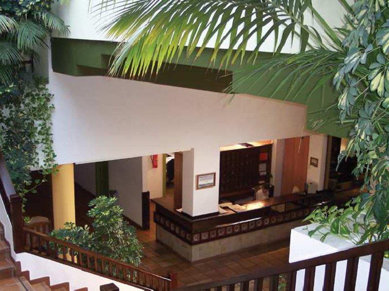 D571BEAFF2919D13E1AE1953F2394635