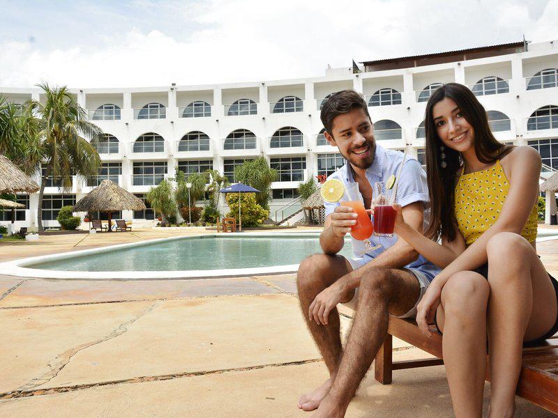 7B1604BD7967F838F95ED8C33E46F1FF