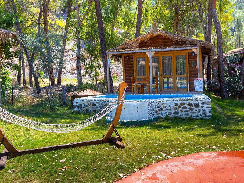 03B9A0C0C3EEE37D9F678948C3EDACA9