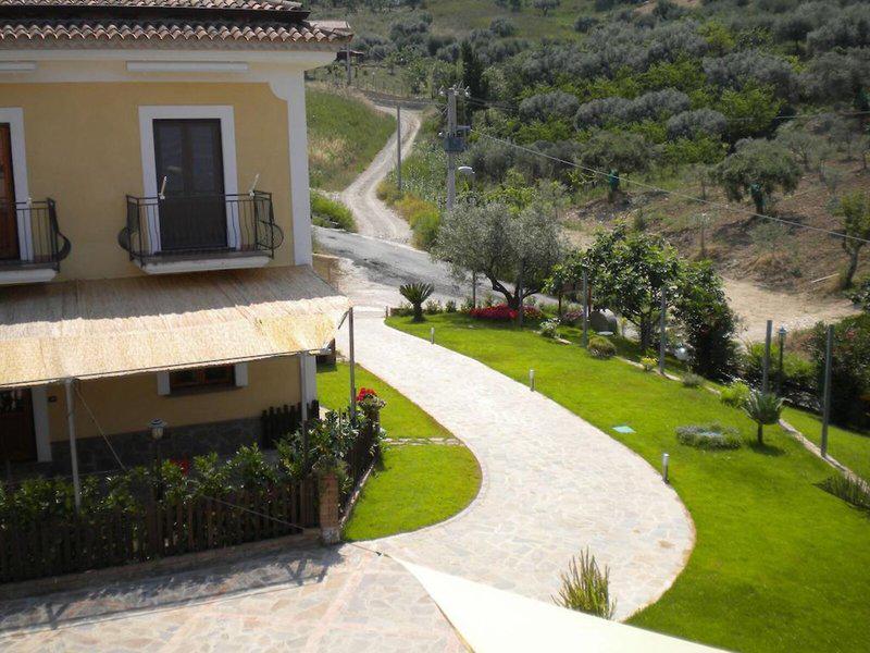 E55DD7D0C56A03F71601D75A6A19CECD