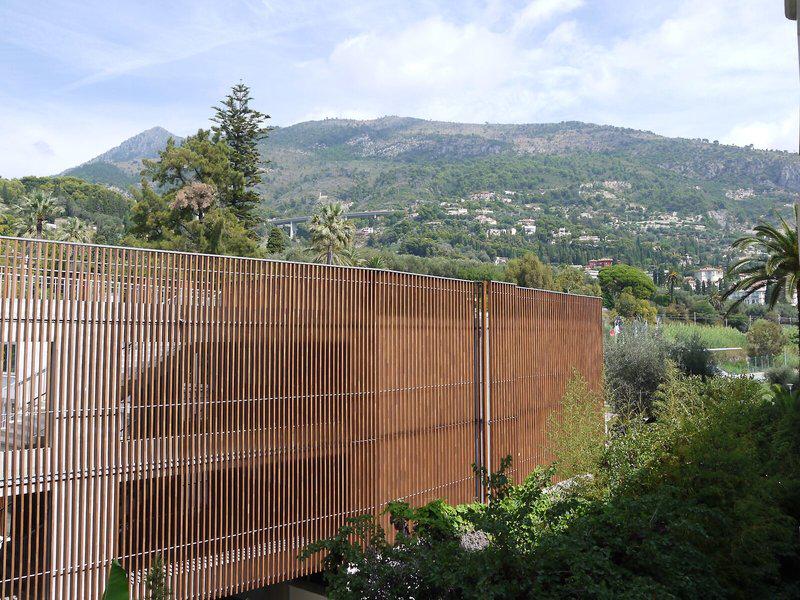 284C913706DF760666EC828FE8C9EA54