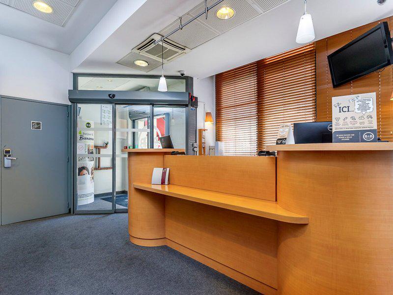 2FE35BA923BA25E5D3A47E558B94702E