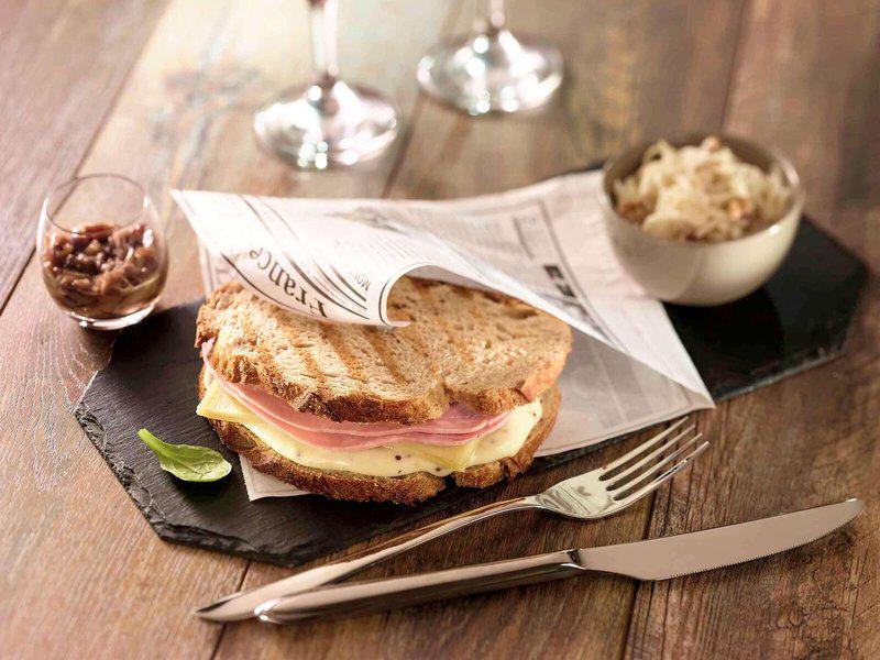 799D86272359DDBC4B8F3B598D6C8E6B