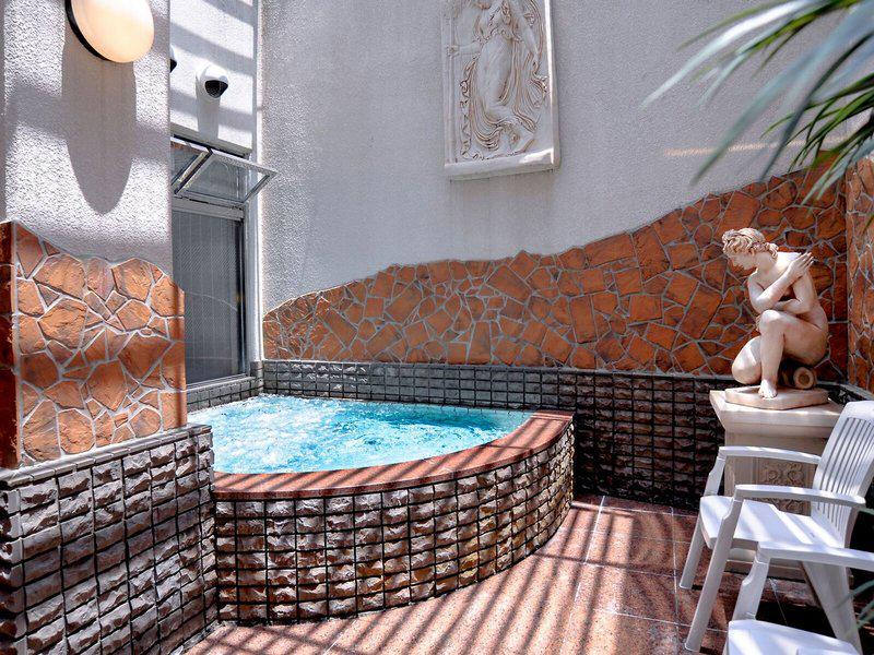 EF4E4EE9DF7D3091CDA5AEF41DB435CC