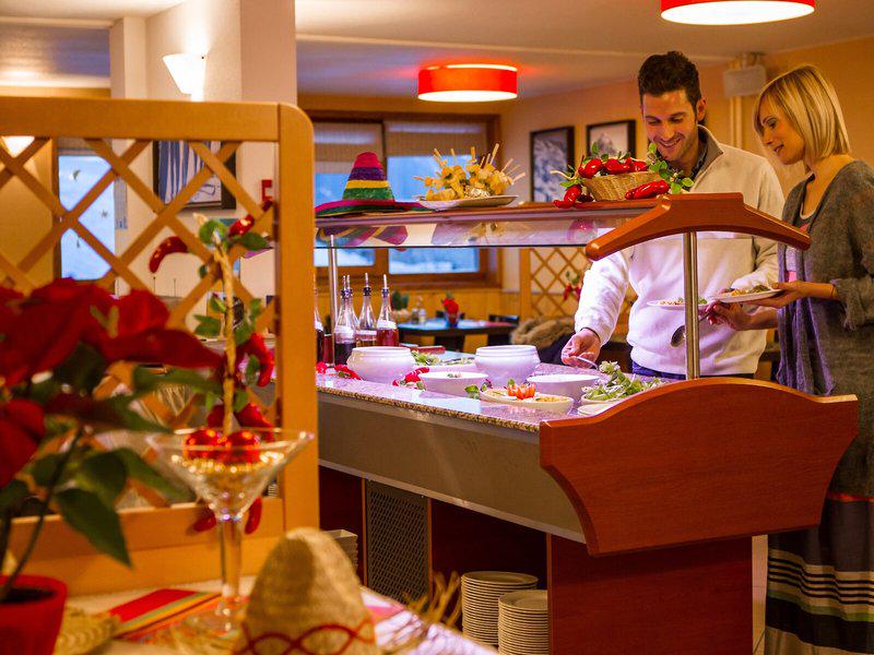 8CB3EE669A30F9D79574EB6CE5C8AAAB