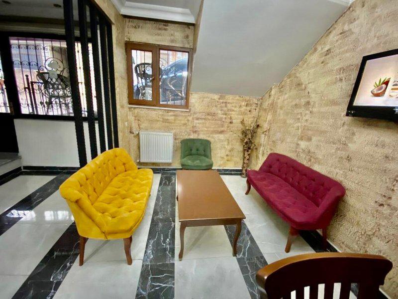 C99076EA47A378C6D9C2AAF4D4A63B26