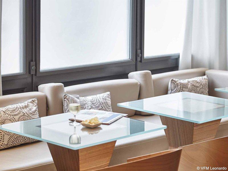 1471C37FE034658CF83C433EC825F3C2