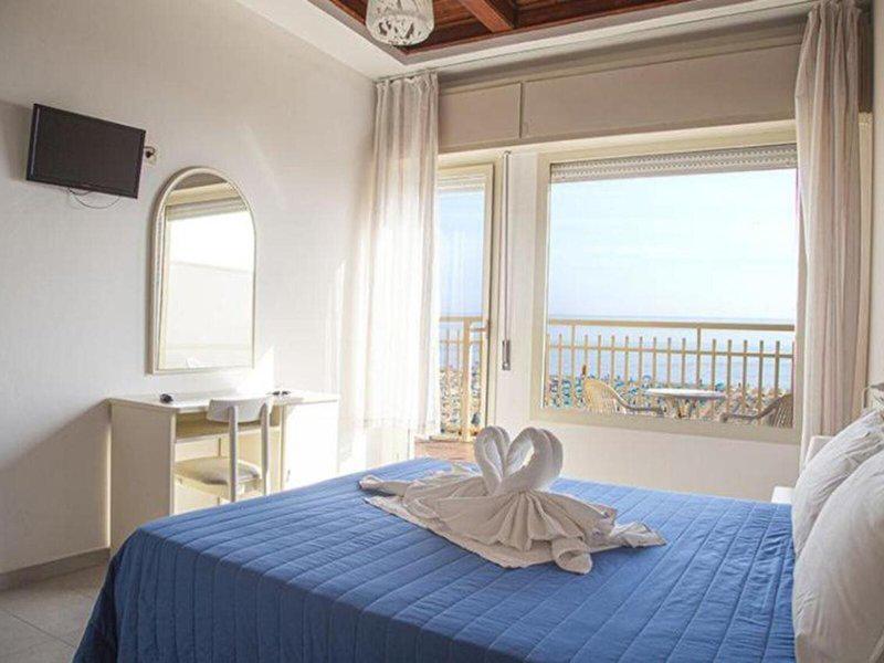 C9AAA2600C6A1072F61888C8FD9A2D9B