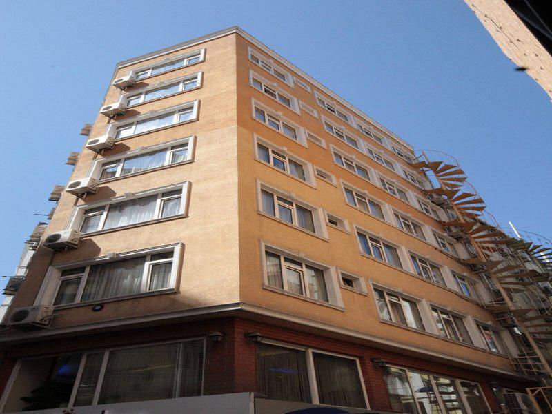 D48AFE21A11B5688042D0EAF8E72A369