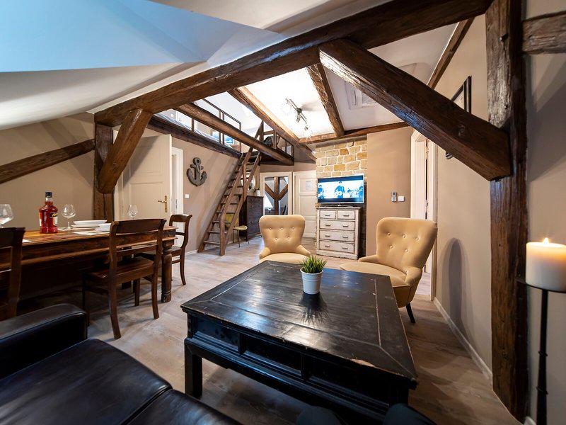 A37073BF91870072FB930BE064509DC2