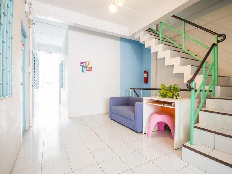 73CF78CD44E9089E4E2D8F6712C5A3F2