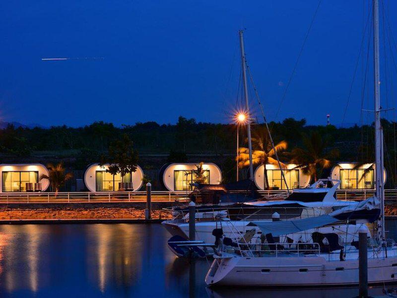 643993B055EB4000041F515BC75895DA