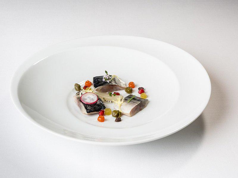 7FC583E66BA816F52A27E121BB5EE77B