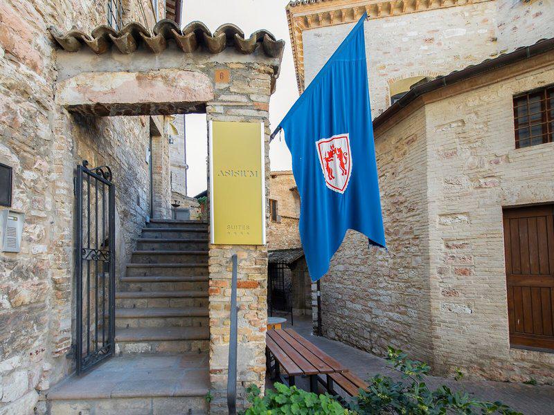 7F4BCBC2763047F308294B093E1215F1