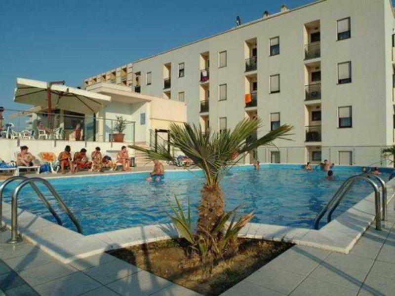 BECF140B12ADCA4117FA10E427D7ABD0