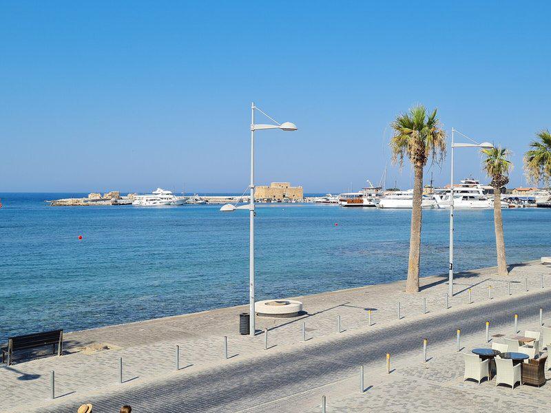 61CDC93803EF02AACC43D57BD9CE9784