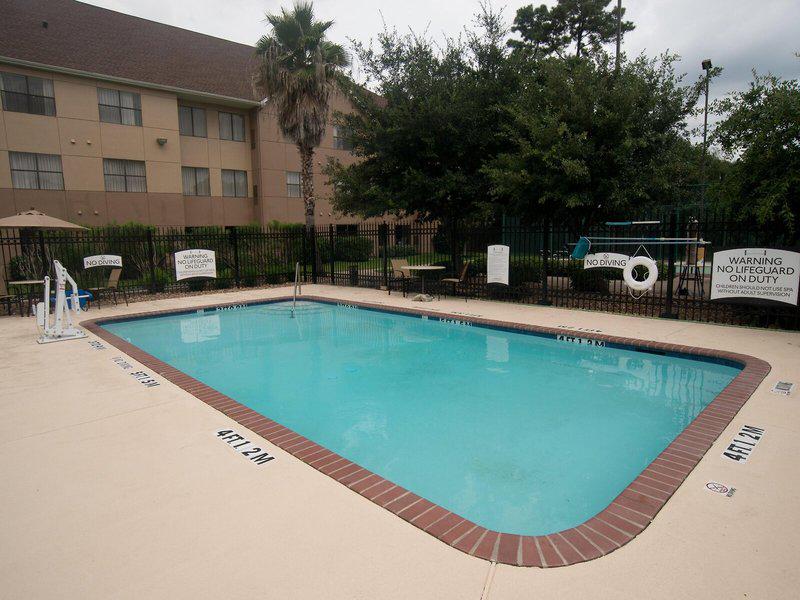 8CE50D6E735107E6DEF5437AAF76E03A