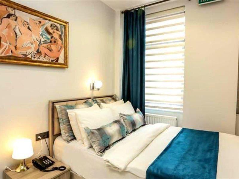 18BDD0B5BB801BE70BAE9E215CB0F96A