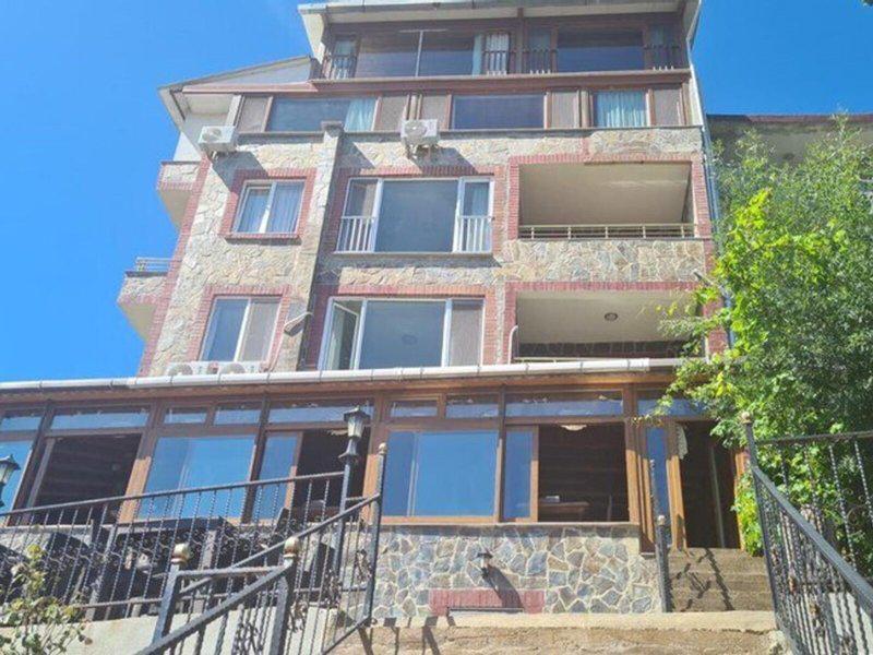 3B02ACBB7D242D54A25D5851EF2EDB2C