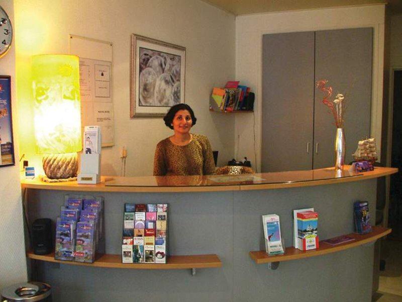 DDD405EBCAB5E75F41475C4727F2EB2C