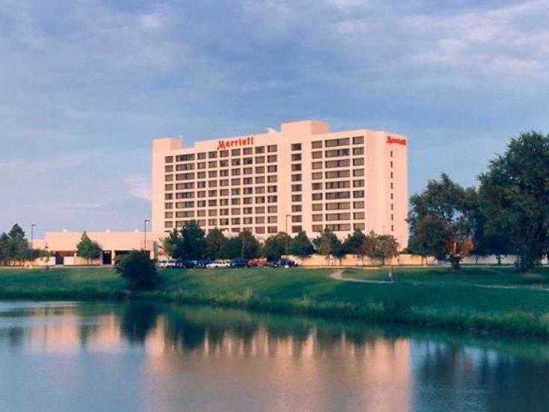 B9D0191AA312B744DB8BAB680193FA02