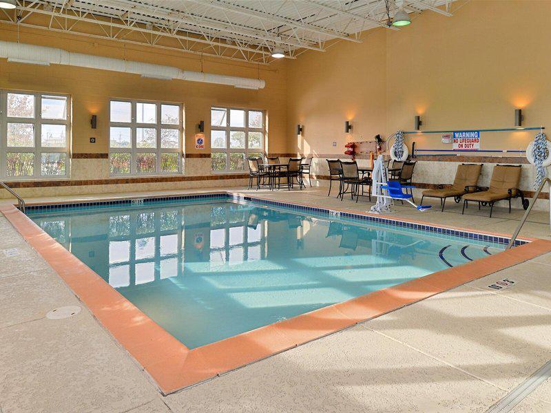 AEAA6FA2F9222E1FDB7BFE24FD43F6C2