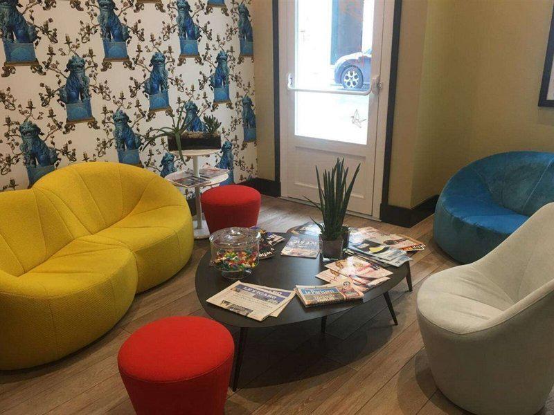 8687B026C102ED4EF7D937DBB2AF461B