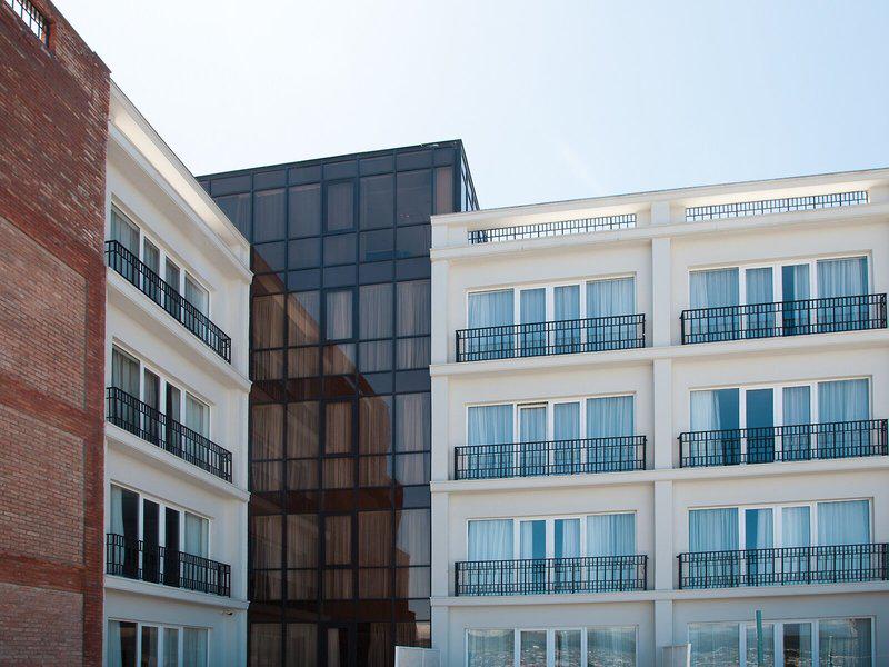 76FF0CDA6B2D560E81152D78269A97E7