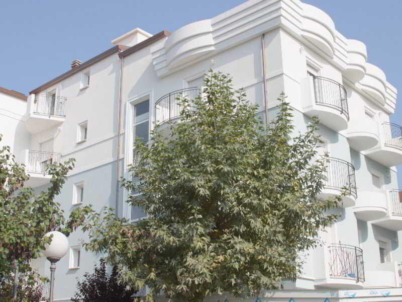 622CE0DE07620ECE4E999C226F8A40A6