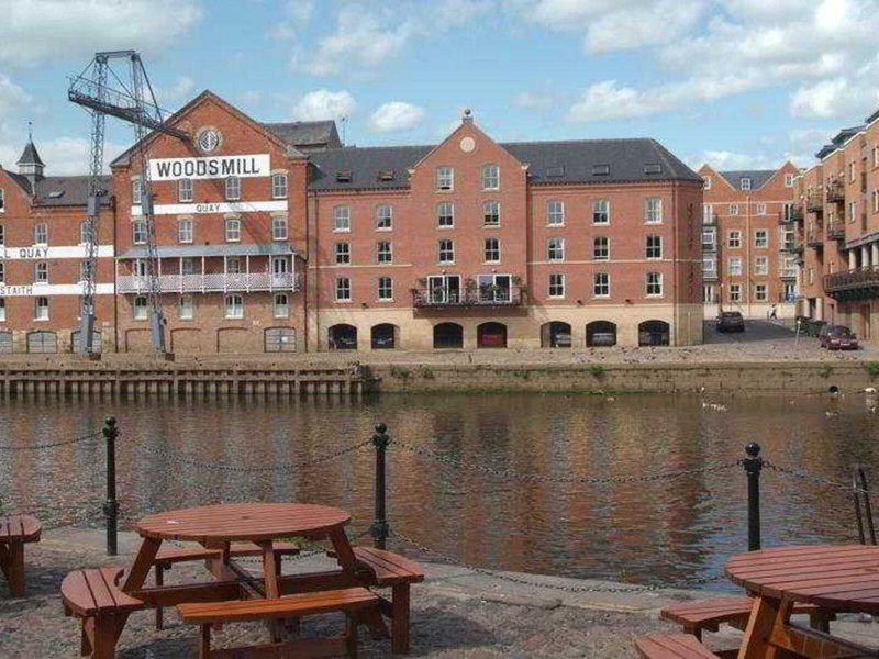 BC2B4429FAA101B0C9038EE2068EA437